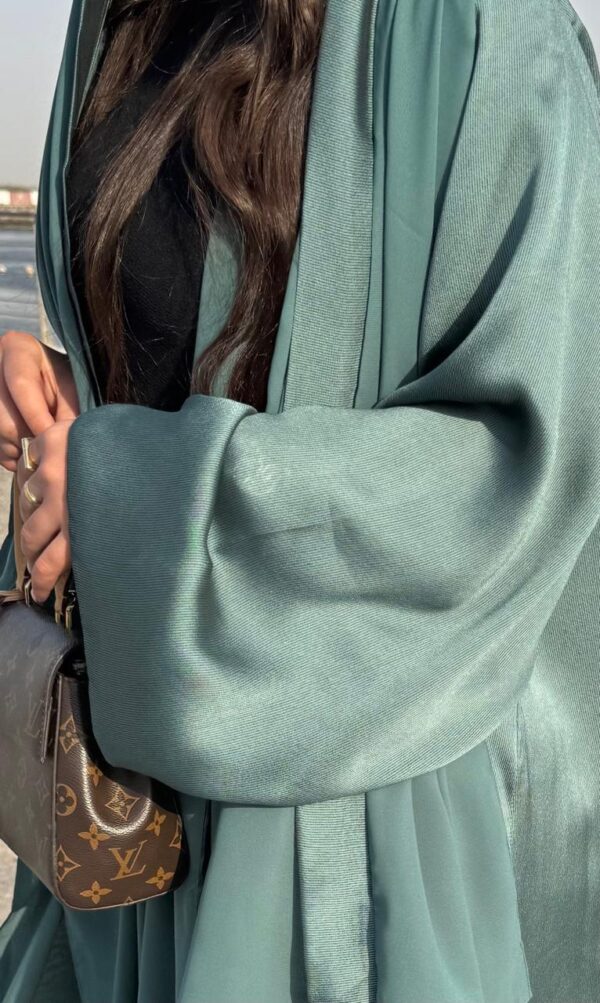 Pastel green
